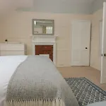 Summerhow Retreat Дом отдыха